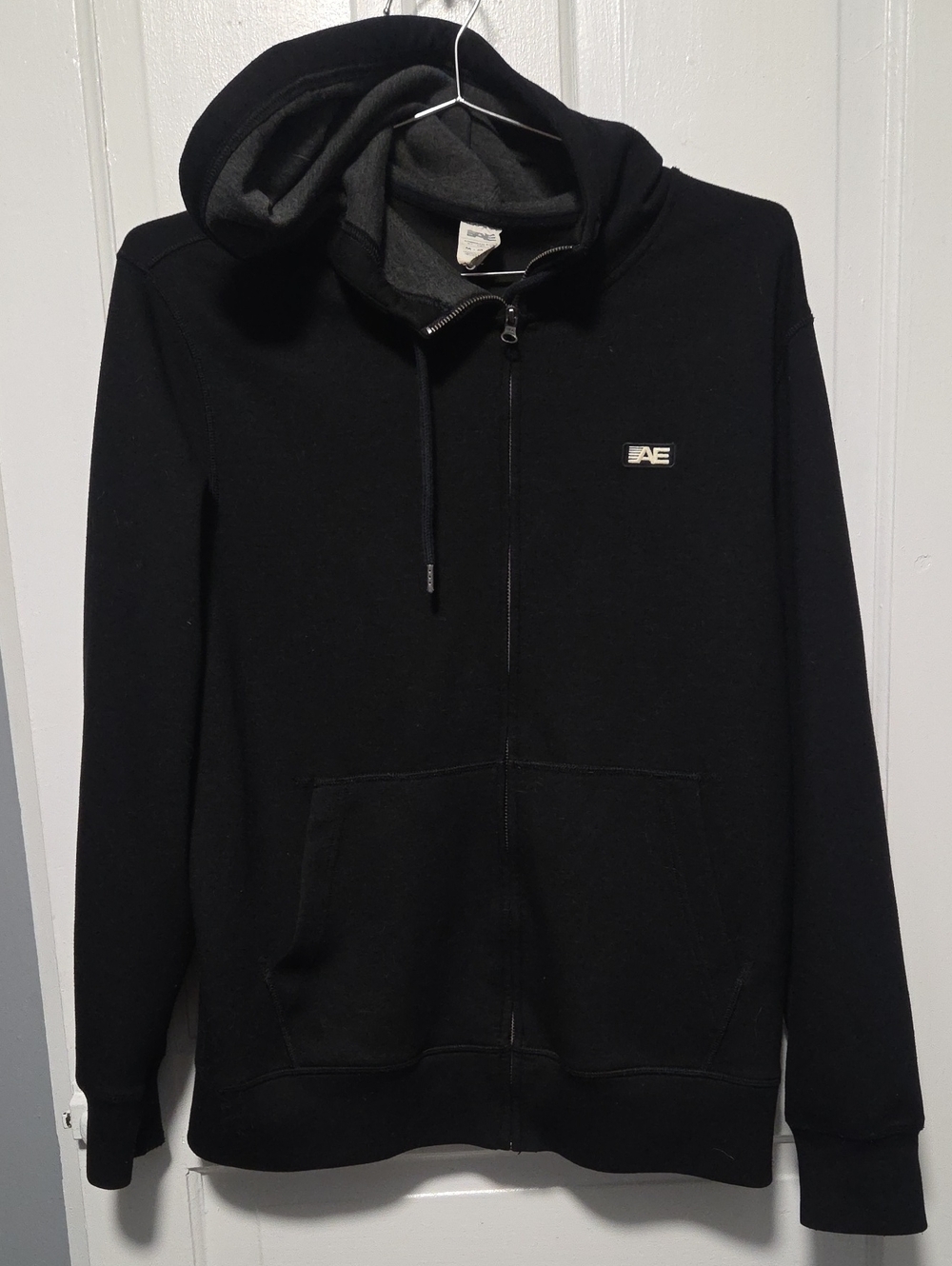 American Eagle Outfitters Black Zip-Up Hooded Sweatshirt